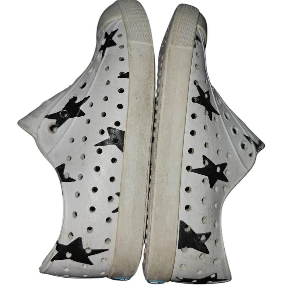 Native Shoes - Picture 4 of 7
